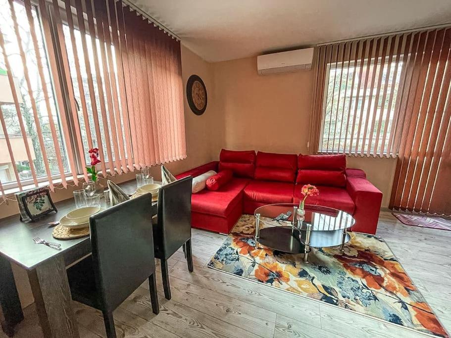 Modern & Bright 1Bd Apartment Near Main Square Plovdiv Exterior photo