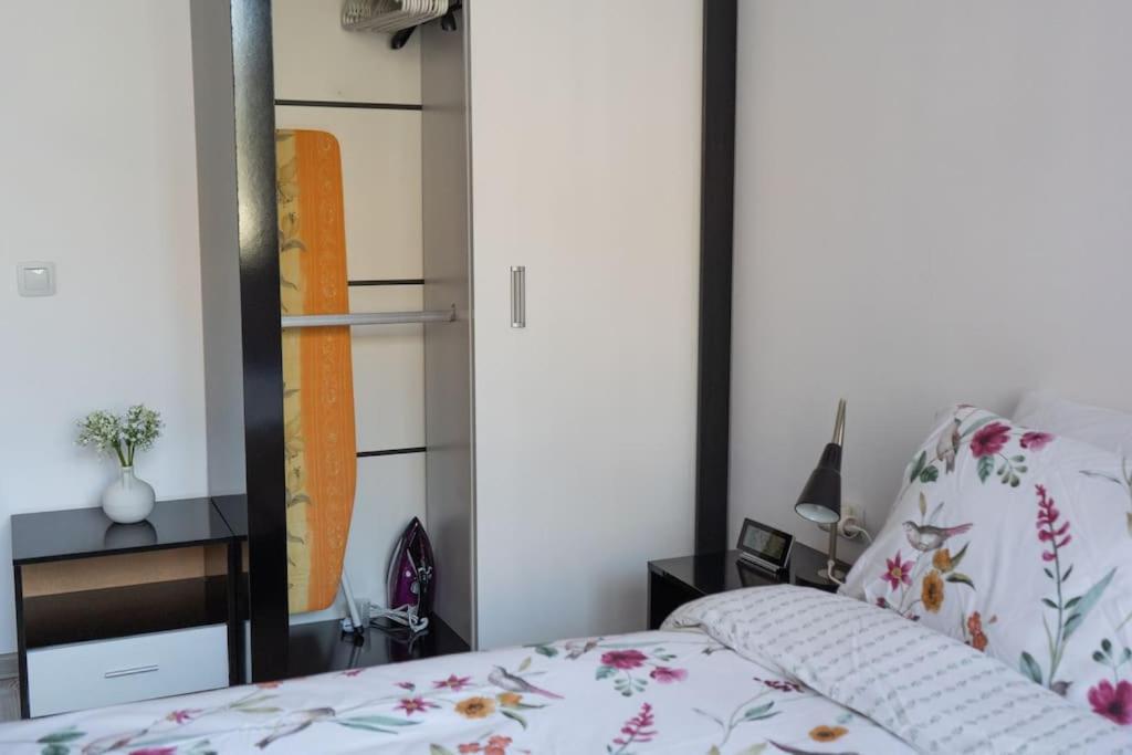 Modern & Bright 1Bd Apartment Near Main Square Plovdiv Exterior photo